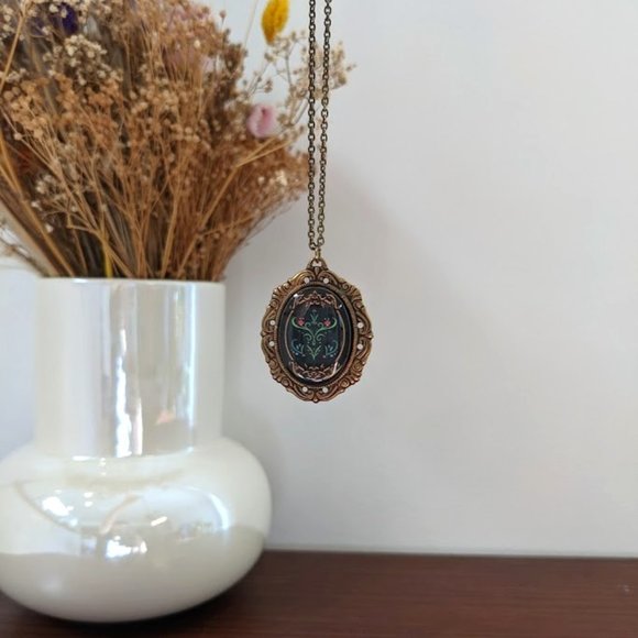 Vintage Handmade Blue and Emerald Necklace Emporium32 - Picture 1 of 4